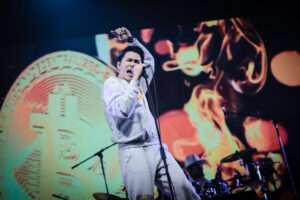 แอ็คมี่-DoubleDeep Bitcoin ฝันใหม่ (7)